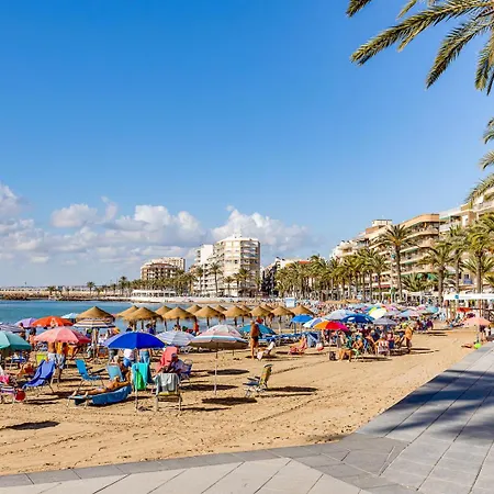 Concordia Beachside Apartment: Near Del Cura & Station Apartment *