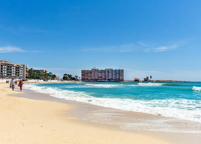 Calle Concordia 86, Two Bedroom Apartment, Up To 6 Guests, Near Del Cura Beach,supermarket Mercadona And Bus Station Appartement