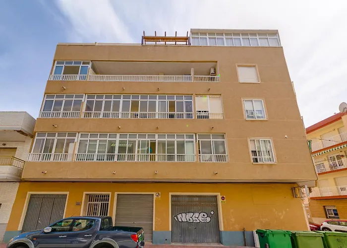 Appartement Calle Concordia 86, Two Bedroom Apartment, Up To 6 Guests, Near Del Cura Beach,supermarket Mercadona And Bus Station *