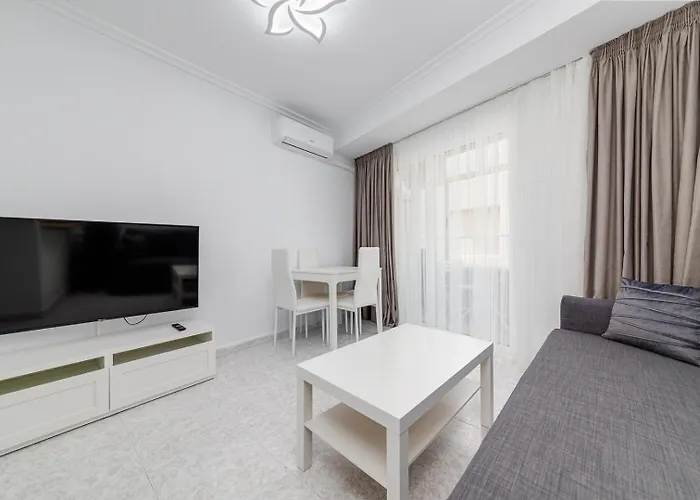 Appartement Calle Concordia 86, Two Bedroom Apartment, Up To 6 Guests, Near Del Cura Beach,supermarket Mercadona And Bus Station *