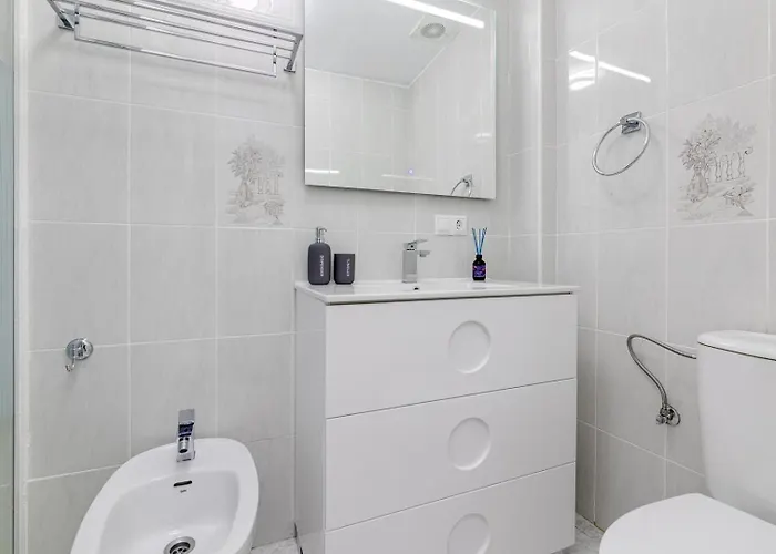 Calle Concordia 86, Two Bedroom Apartment, Up To 6 Guests, Near Del Cura Beach,supermarket Mercadona And Bus Station Torrevieja