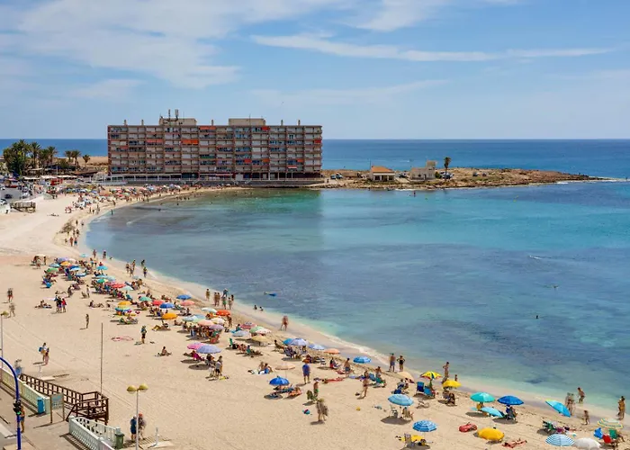 Calle Concordia 86, Two Bedroom Apartment, Up To 6 Guests, Near Del Cura Beach,supermarket Mercadona And Bus Station