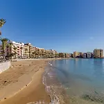 Calle Concordia 86, Two Bedroom Apartment, Up To 6 Guests, Near Del Cura Beach,supermarket Mercadona And Bus Station Апартаменты *