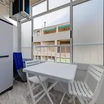 Calle Concordia 86, Two Bedroom Apartment, Up To 6 Guests, Near Del Cura Beach,supermarket Mercadona And Bus Station Апартаменты *