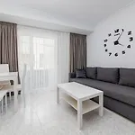 Calle Concordia 86, Two Bedroom Apartment, Up To 6 Guests, Near Del Cura Beach,supermarket Mercadona And Bus Station Апартаменты *