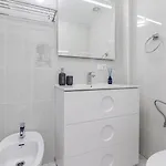 Calle Concordia 86, Two Bedroom Apartment, Up To 6 Guests, Near Del Cura Beach,supermarket Mercadona And Bus Station Торевьиа