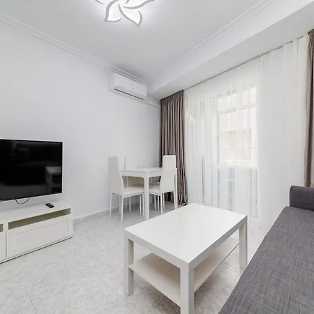 Апартаменты Calle Concordia 86, Two Bedroom Apartment, Up To 6 Guests, Near Del Cura Beach,supermarket Mercadona And Bus Station *
