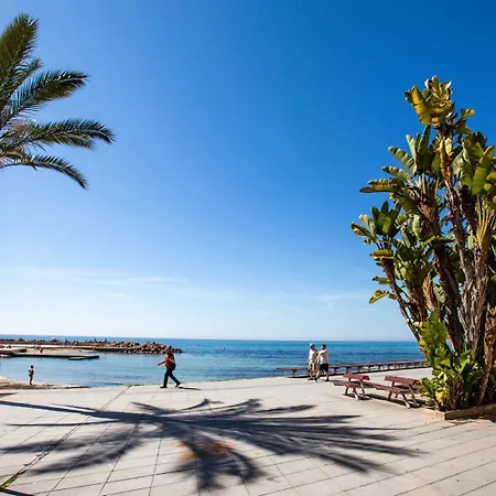 Apartment Concordia Beachside Apartment: Near Del Cura & Station *