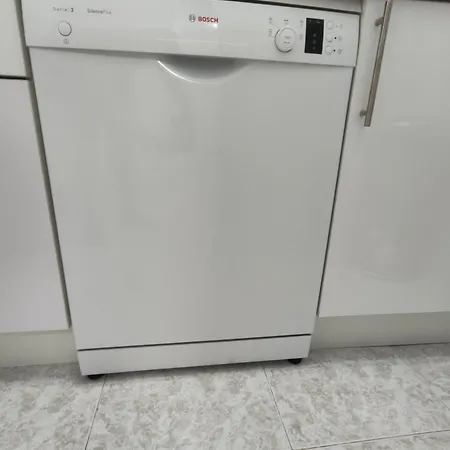 Lägenhet Calle Concordia 86, Two Bedroom Apartment, Up To 6 Guests, Near Del Cura Beach,supermarket Mercadona And Bus Station *