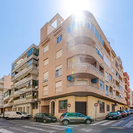 Lägenhet Calle Concordia 86, Two Bedroom Apartment, Up To 6 Guests, Near Del Cura Beach,supermarket Mercadona And Bus Station
